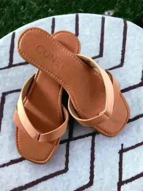 Tan Singularity Flats - cunei